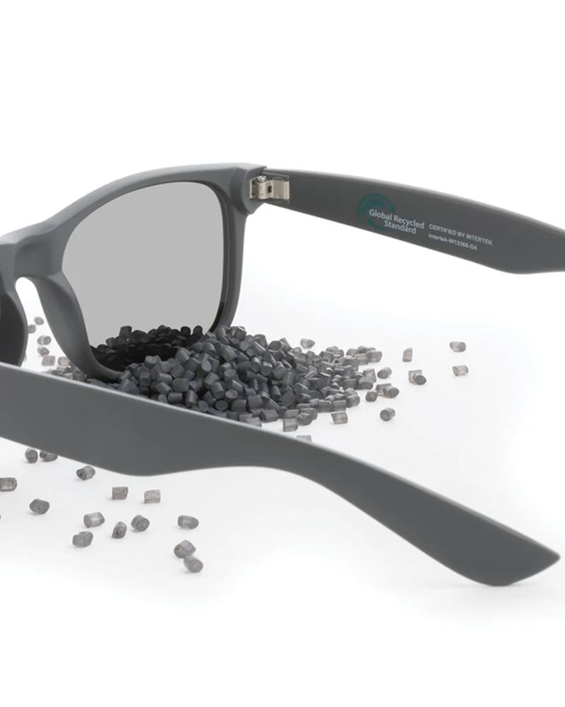 Lunettes de soleil en PC recyclé GRS à personnaliser