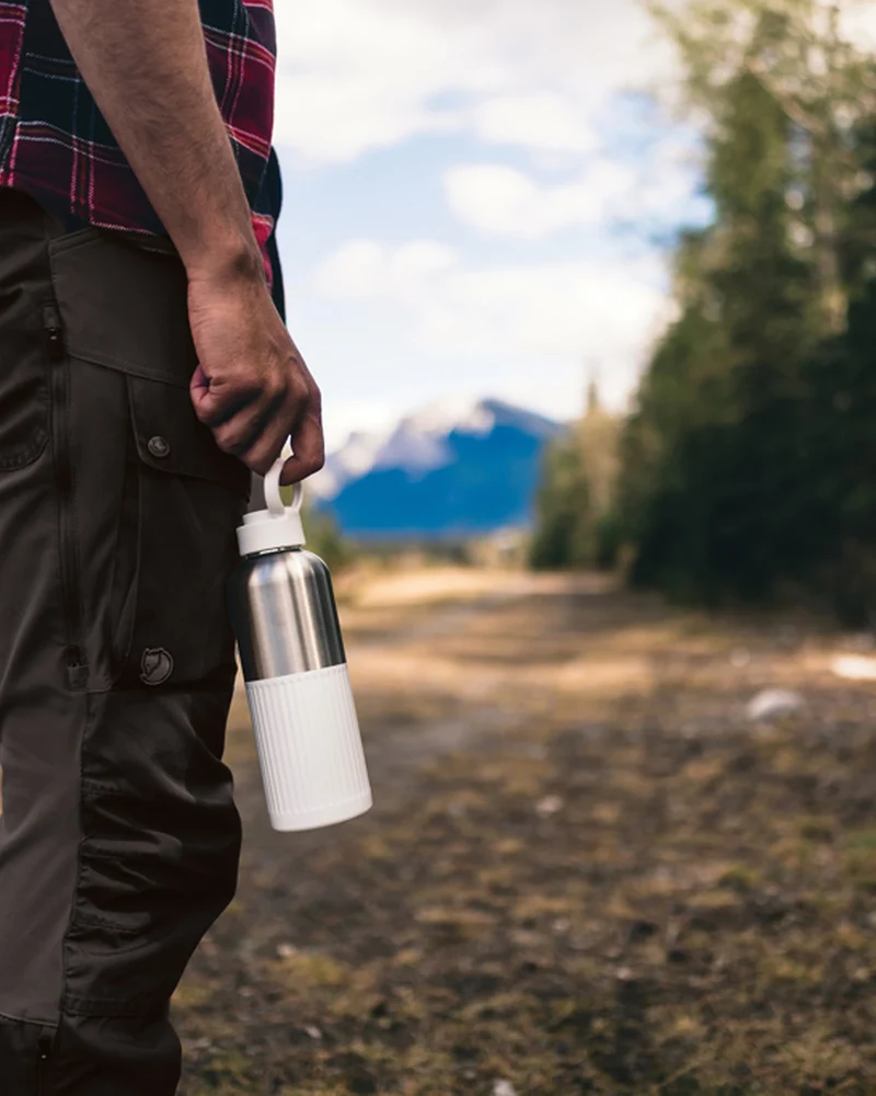 Bouteille étanche acier recyclé 750ml à personnaliser
