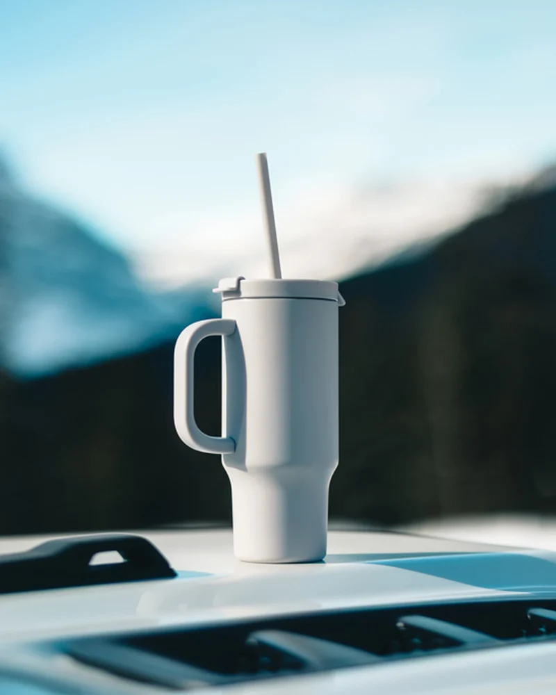 Mug étanche acier inoxydable recyclé 480 ml à personnaliser