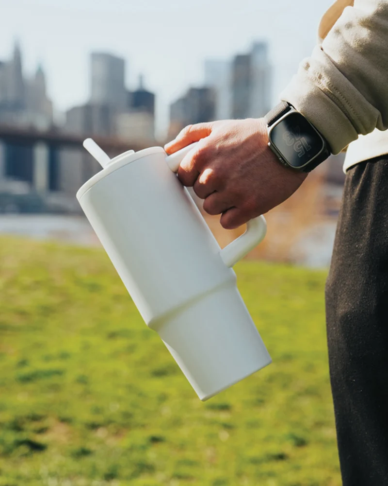 Mug isotherme acier inoxydable recyclé 900ml à personnaliser