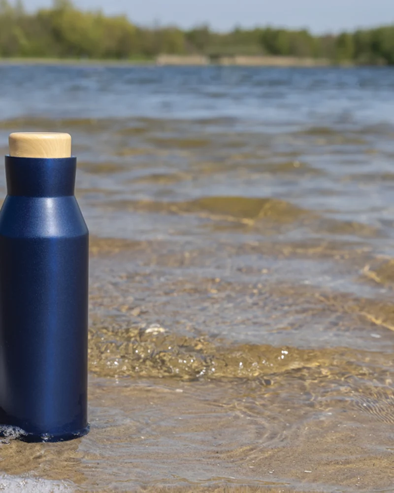 Bouteille isotherme acier inoxydable recyclé 600ml à personnaliser