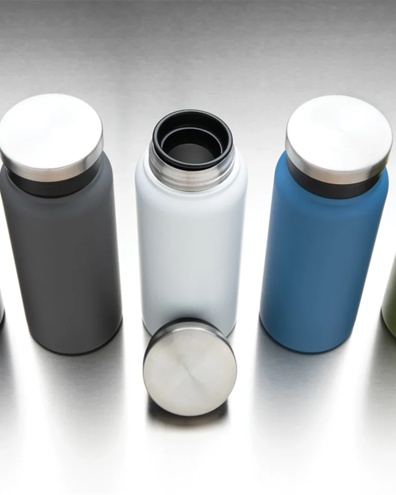 Bouteille isotherme 600ml en acier inoxydable recyclé à personnaliser