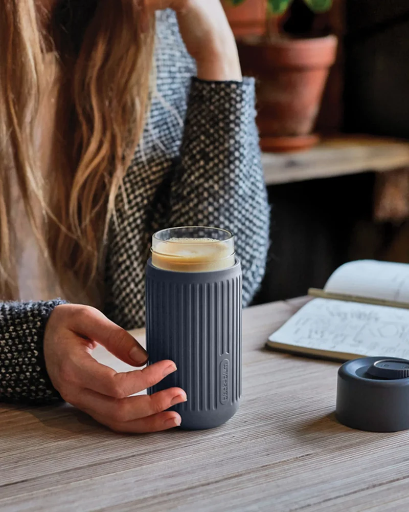 Tasse de voyage en verre 340ml Black + Blum à personnaliser