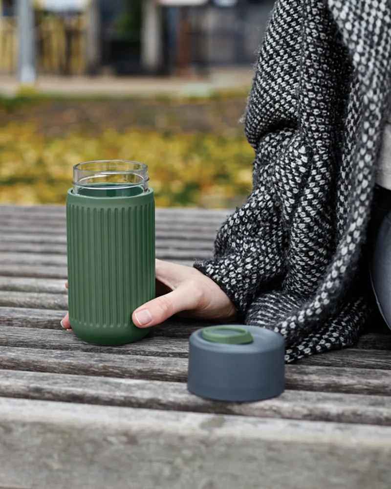 Tasse de voyage en verre 340ml Black + Blum à personnaliser