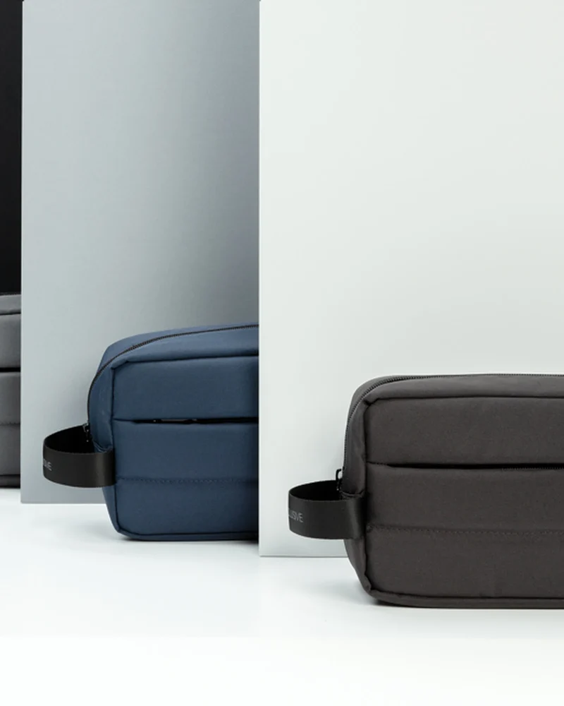 Trousse de toilette rPET AWARE™ à personnaliser