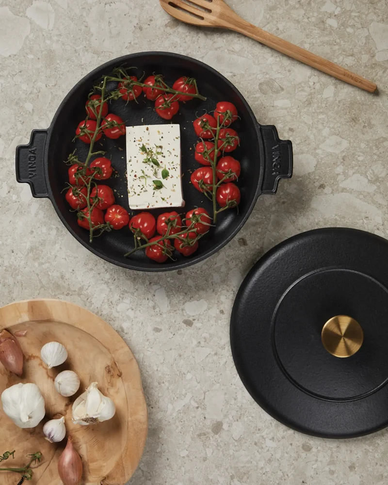 Braisière en fonte Vinga Monte Heritage 2.5 L à personnaliser