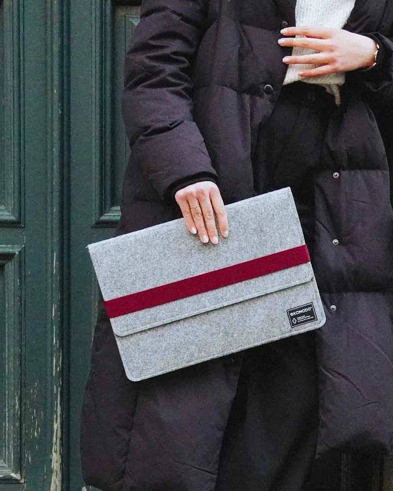 Housse ordinateur recyclée Ekomodo Hazi 13" à personnaliser