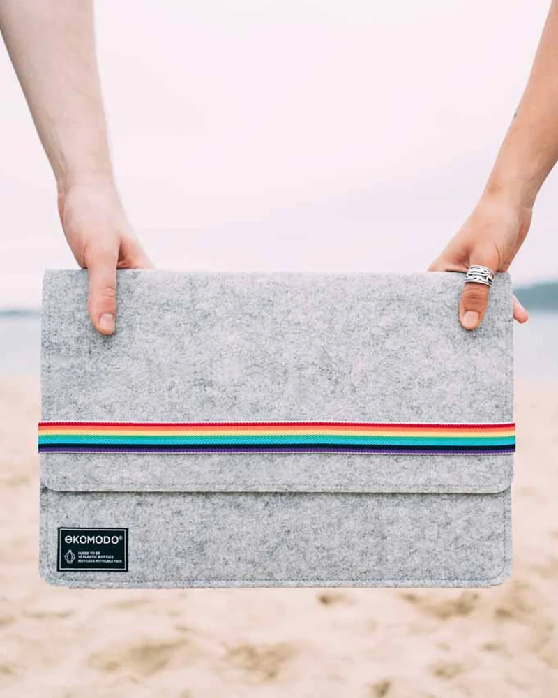 Housse ordinateur recyclée Ekomodo Hazi 13" à personnaliser