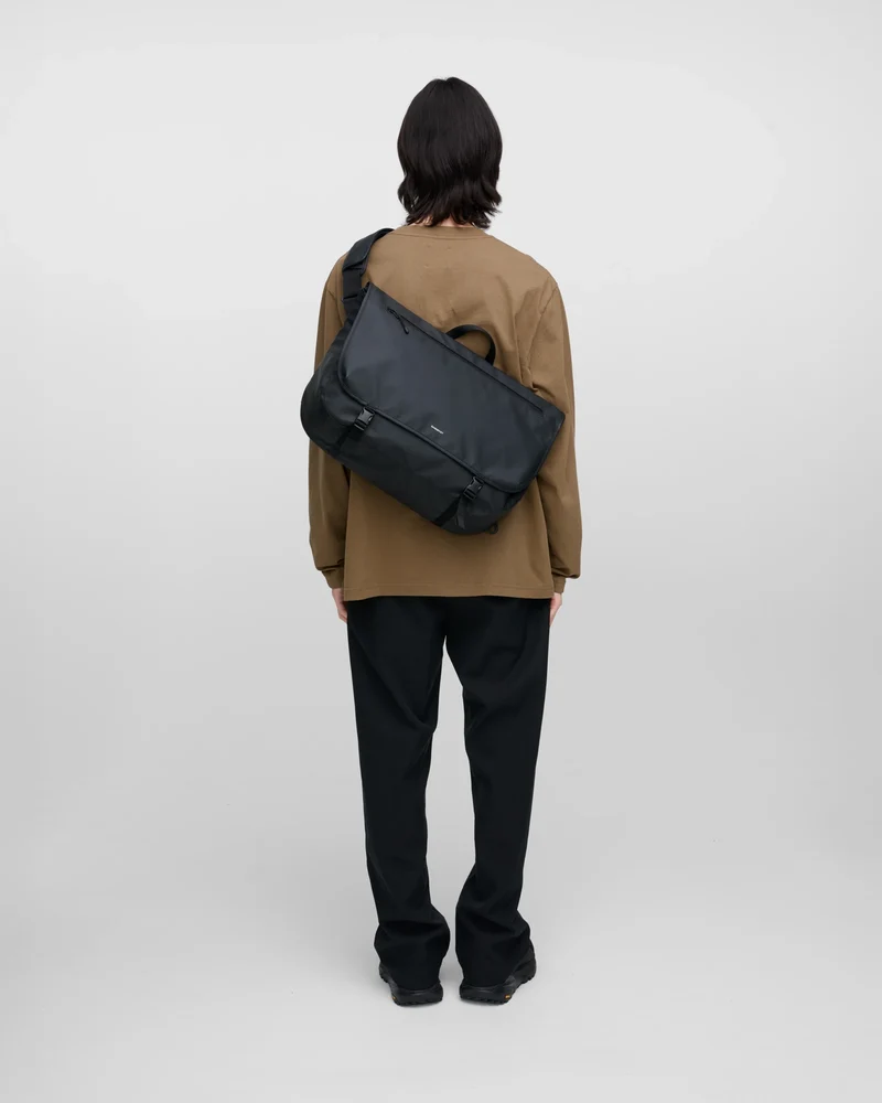 Sac messenger recyclé Sandqvist Stream 15L à personnaliser