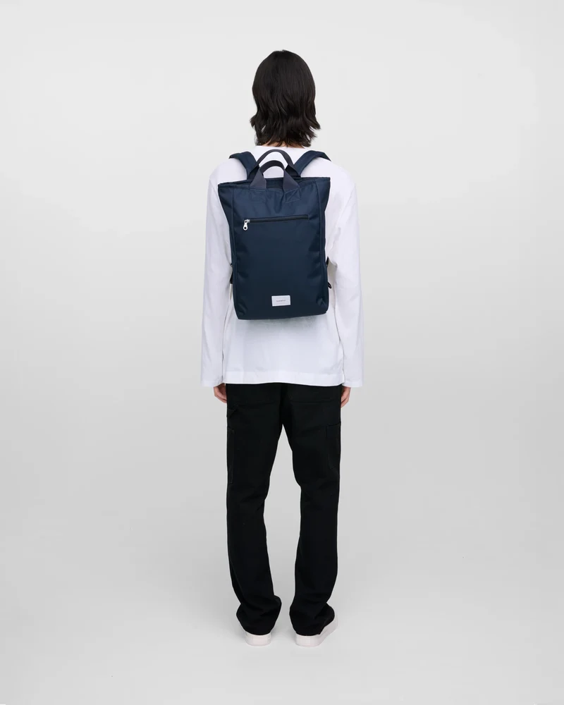 Sac à dos polyester recyclé Sandqvist Ground à personnaliser