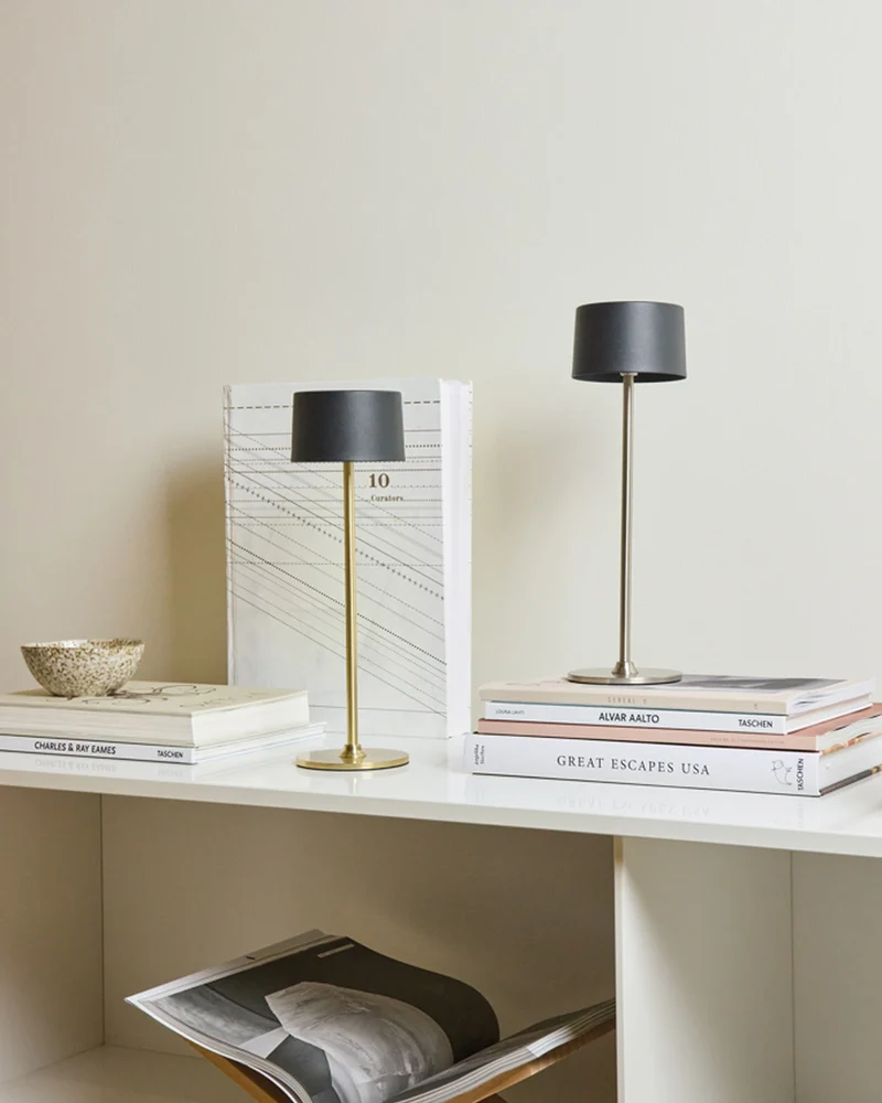 Lampe de table recyclée Vinga Nauro à personnaliser