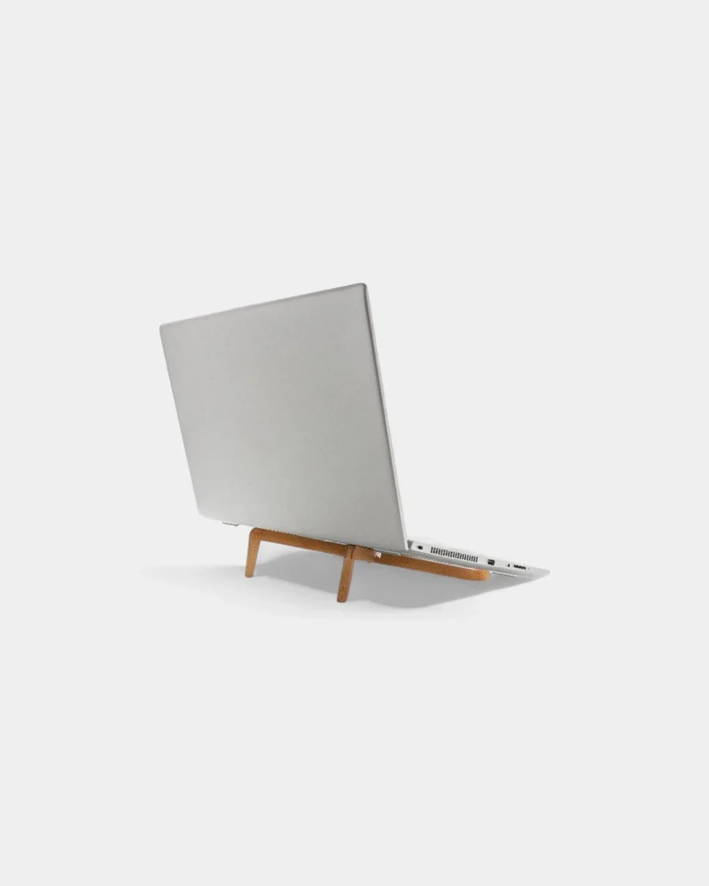 Support ordinateur portable en bambou à personnaliser