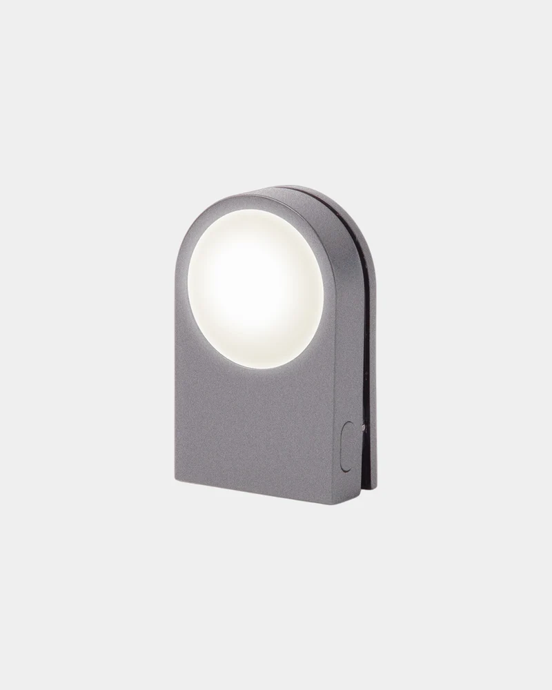 Lampe LED rechargeable Lexon Lucie à personnaliser