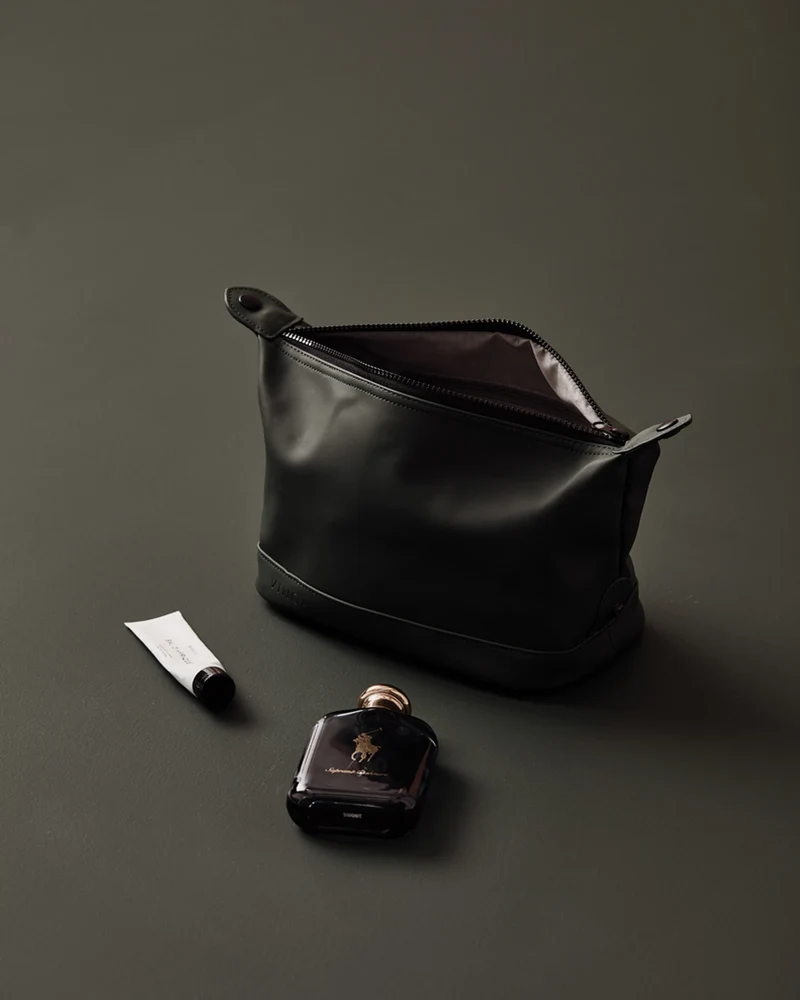 Trousse de toilette PU Vinga Baltimore à personnaliser