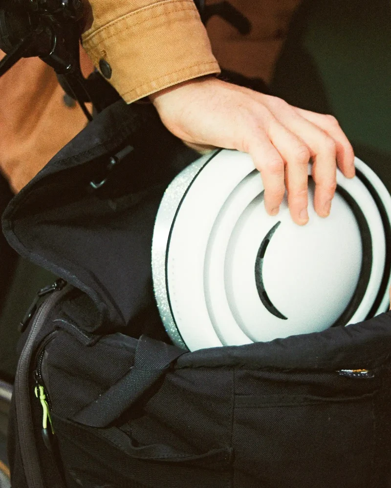Casque léger Closca Loop Reflective Medium à personnaliser