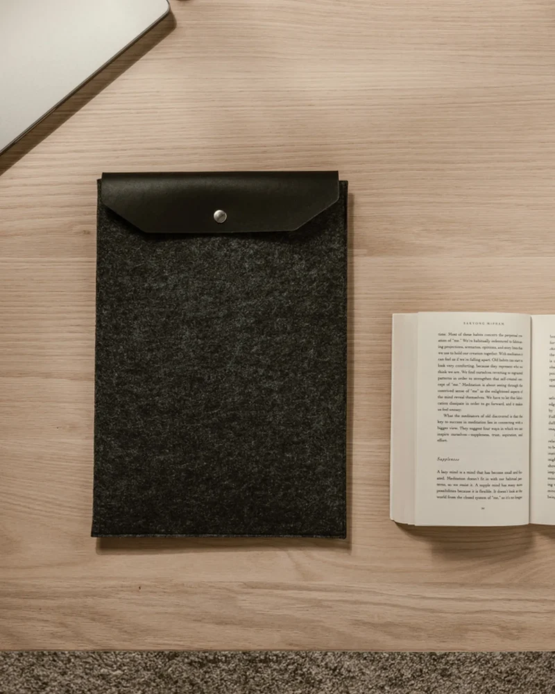 Pochette feutre recyclé Vinga Albon 15" à personnaliser